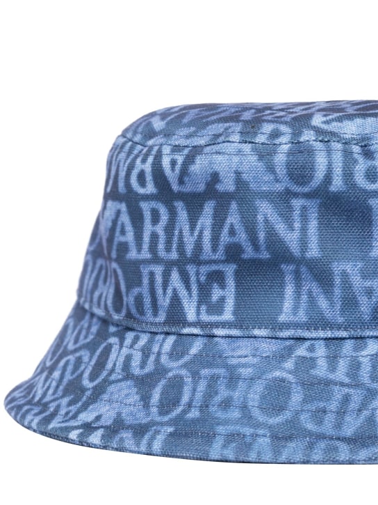 Emporio Armani: Gorro pescador de nylon con logo - Azul Claro - kids-boys_1 | Luisa Via Roma