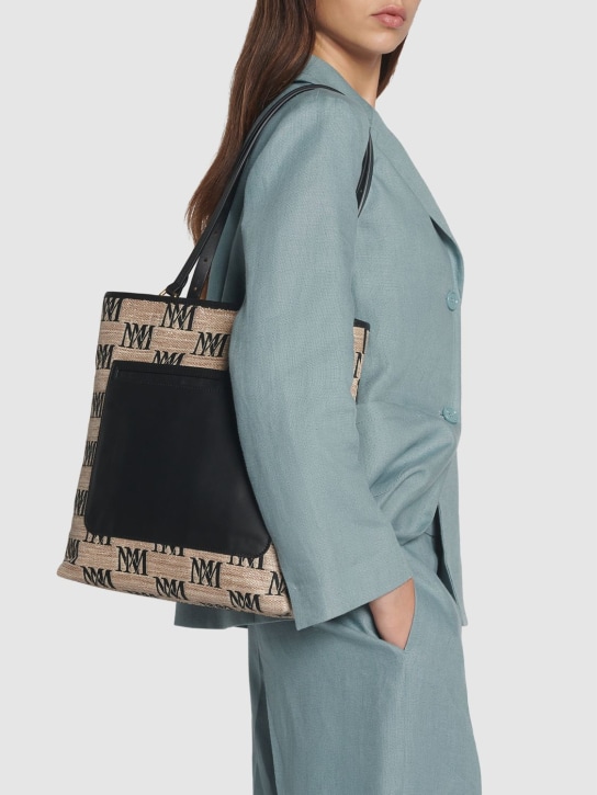 Max Mara: Easybag raffia effect shoulder bag - Argilla - women_1 | Luisa Via Roma