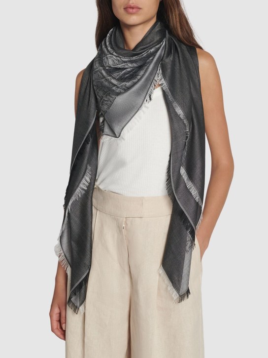 Max Mara: Geode silk & cotton foulard - Siyah - women_1 | Luisa Via Roma