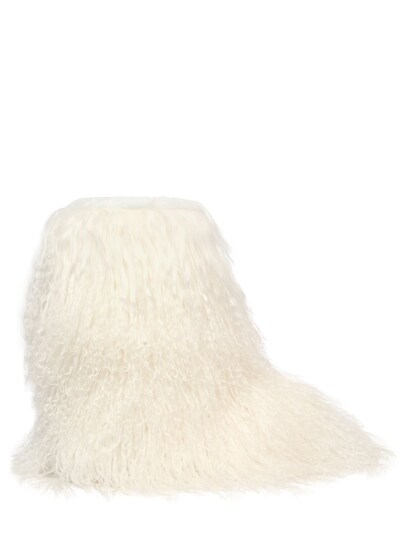 white fluffy snow boots
