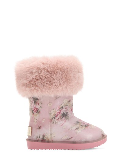 fur boots pink