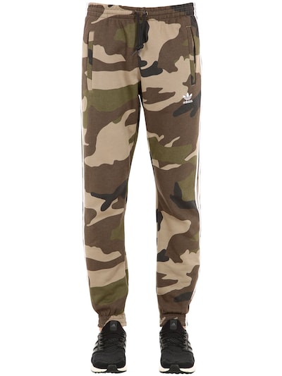 camo print sweatpants