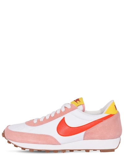 nike coral stardust