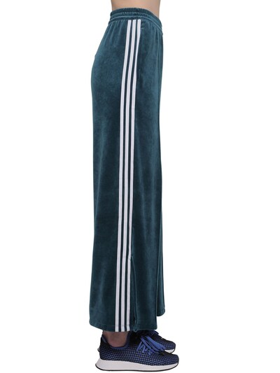 Adidas Originals - Pantaloni in velluto - | Luisaviaroma