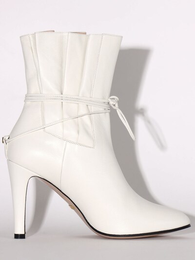 white gucci boots