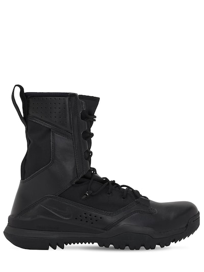 black nike snow boots