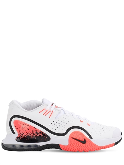 Nike - Nikecourt tech challenge sneakers - | Luisaviaroma