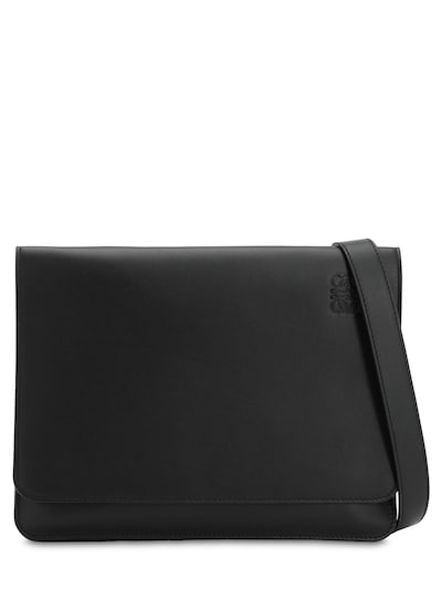 flat leather bag