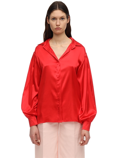 camicia di seta rossa