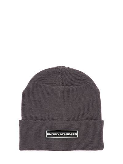 grey beanie hat