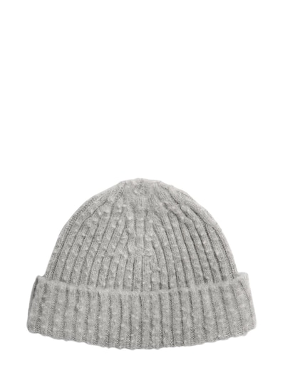 light grey beanie hat