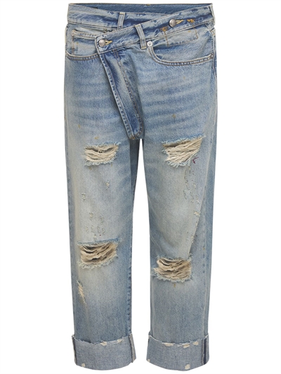 Distressed crossover boyfriend jeans 