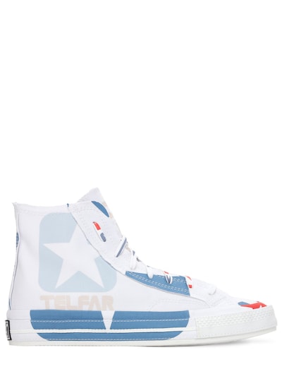 chuck taylor red white blue