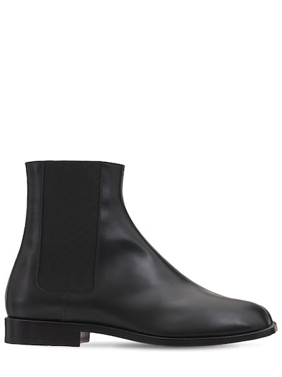 Tabi leather chelsea boots - Maison Margiela - Men | Luisaviaroma