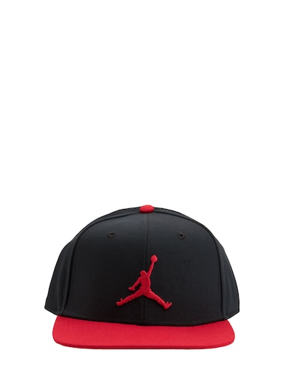 black and red jordan beanie