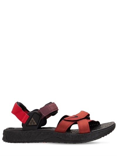 Nike Acg - Sandalias air deschutz - Redstone/Black | Luisaviaroma