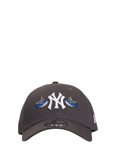grey yankees hat