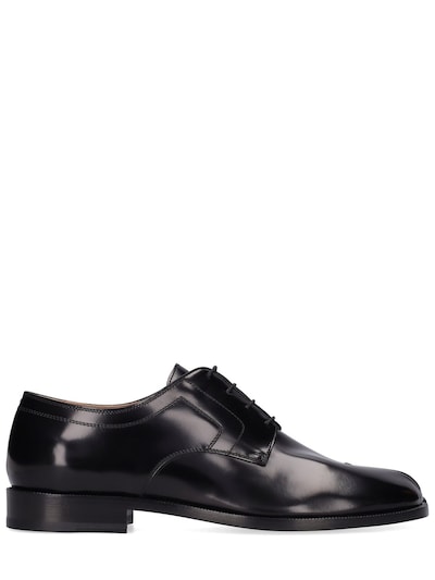 Maison Margiela - Tabi brushed leather derby shoes - Black | Luisaviaroma
