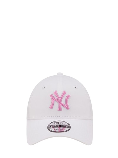 New Era League Essential 9Forty New York Yankees Cap Wmn (pink)