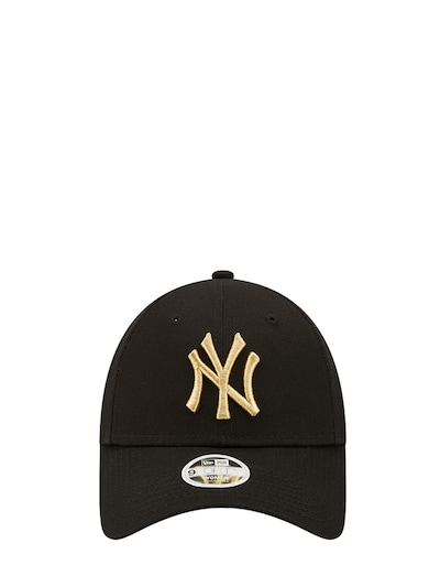 New Era Womens New York Yankees Metallic Logo 9FORTY Baseball Cap