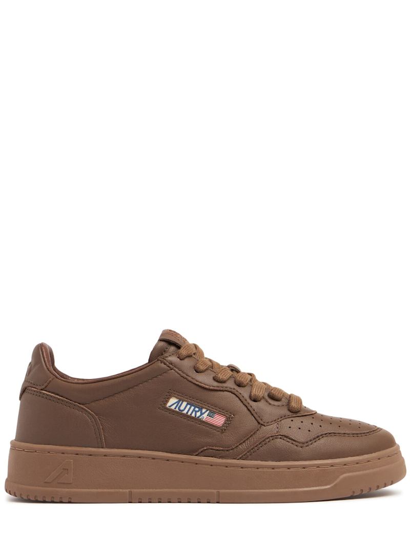 Autry : Medalist Low Sneakers Brown | Sotf