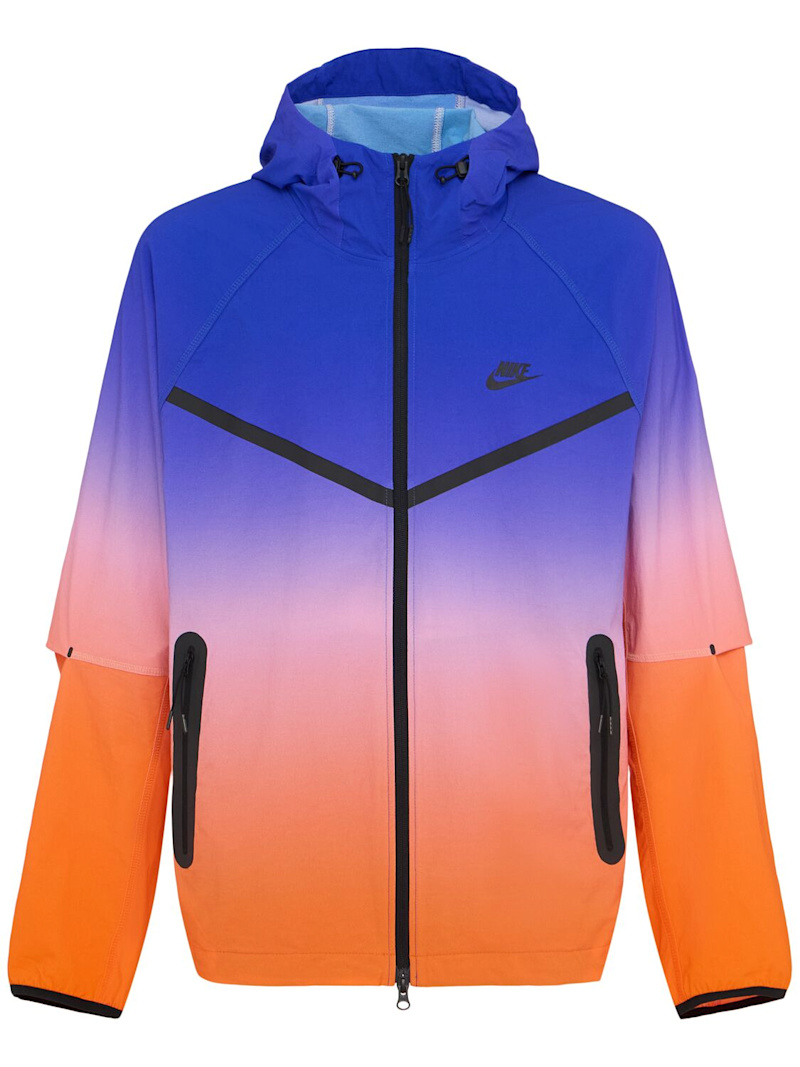 Hooded zip-up jacket
