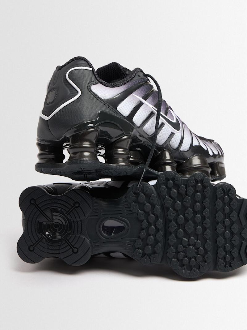 nike shox fade