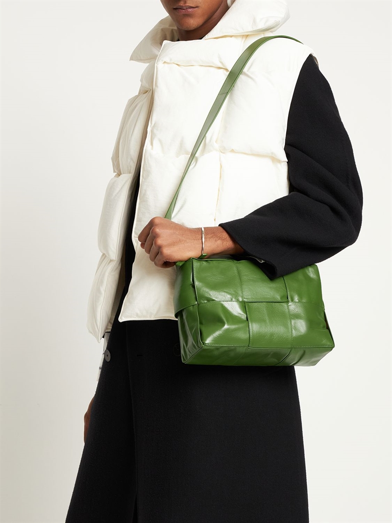 Arco camera bag Bottega Men Luisaviaroma