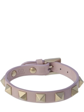 Valentino Garavani: Rockstud leather belt bracelet - Water Lilac - women_0 | Luisa Via Roma
