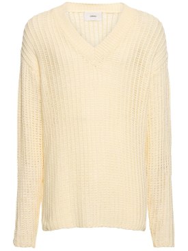 Commas: 休闲版型V领针织毛衣 - 米白色 - men_0 | Luisa Via Roma