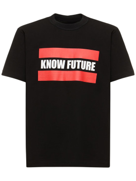 Sacai: T-shirt imprimé Know Future - Noir - men_0 | Luisa Via Roma