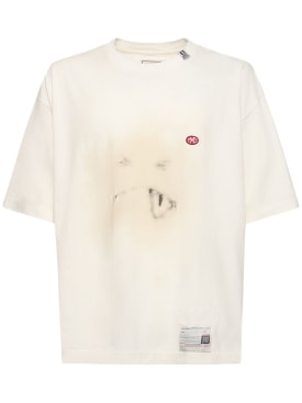 Mihara Yasuhiro: Smiley Face printed cotton t-shirt - White - men_0 | Luisa Via Roma