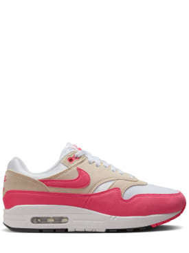 nike - sneakers - women - promotions