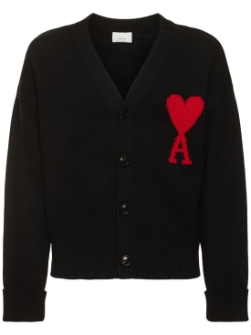 AMI Paris: Cardigan en maille de laine à logo - Noir/Rouge - men_0 | Luisa Via Roma