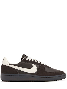 nike - sneakers - women - promotions