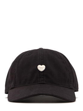 Carhartt WIP: Heart metal hat - Black - women_0 | Luisa Via Roma