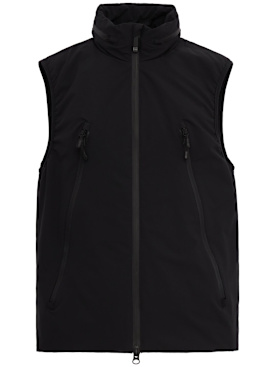 OUTHERE: Vesty tech vest - 黑色 - men_0 | Luisa Via Roma