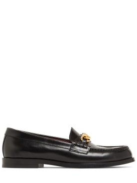 Valentino Garavani: 10mm Vlogo chain leather loafers - Black - women_0 | Luisa Via Roma