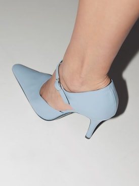 heel shoes