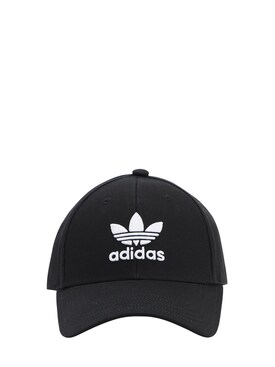 sombrero adidas