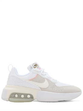 trendy womens nike shoes