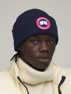 Canada Goose - Cappello beanie “arctic disc” in lana - | Luisaviaroma
