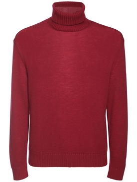 thin wool turtleneck