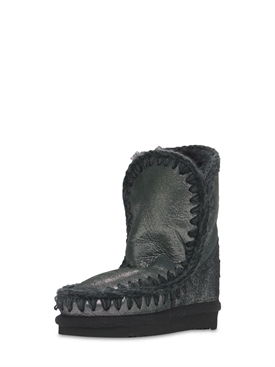 Mou - Botas esquimal de shearling brillante - Negro | Luisaviaroma