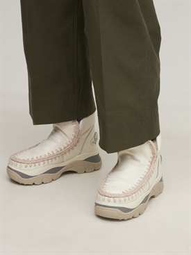 mou chunky eskimo sneaker
