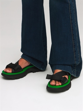 Alexander McQueen - Sandales à scratch en nylon et cuir 20 mm - Noir/Vert |  Luisaviaroma