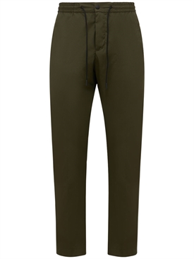 Pantalones de popelina orgánica de la colección Sustainable | EMPORIO  ARMANI Mujer