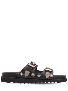toga virilis sandals
