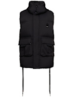 【送料&関税込】Moncler X Willow Smith Sabela Down Vest Moncler x Willow Smith Sabela Down Vest in Black für Damen