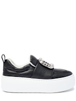 【Roger Vivier】パフィーチョコ 50mm レザースニーカー 99ede67c-05ab-4dea-8d2f-